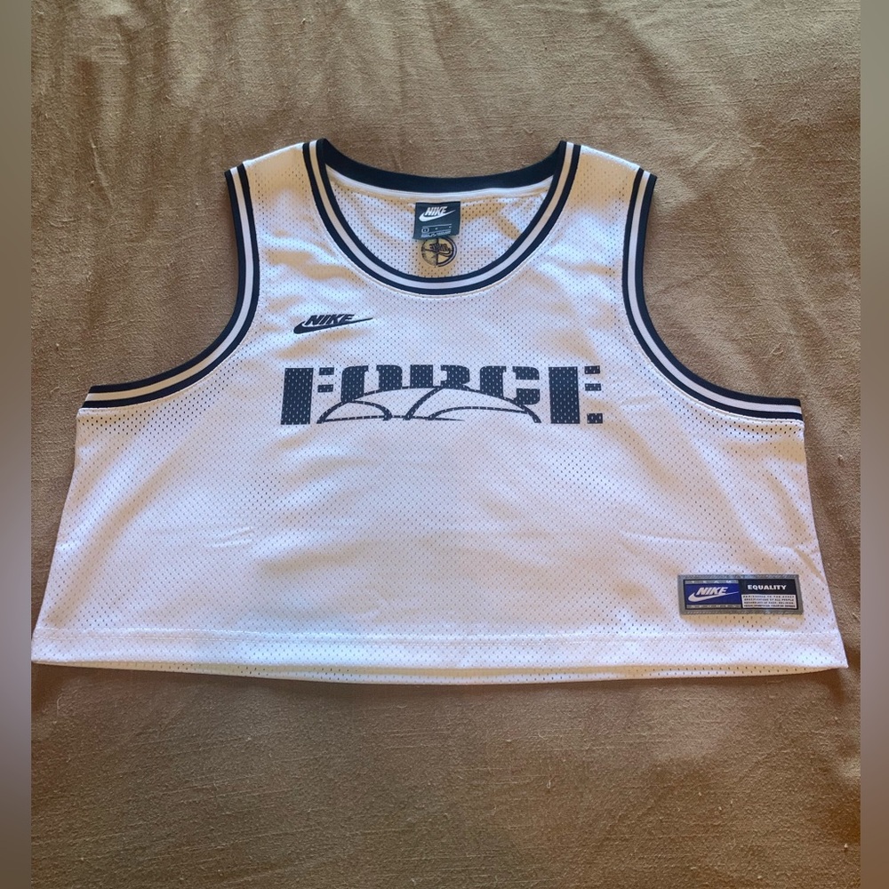 Nike - Cropped - 00’s Basketball Jersey (Men’s / Unisex)